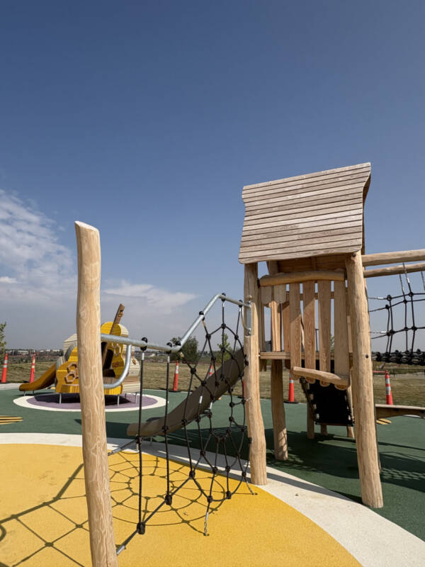 PARKWORKS_AB_Calgary_Midfield Heights_19