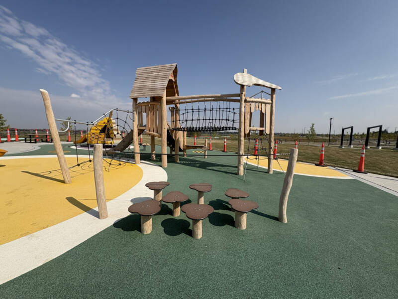 PARKWORKS_AB_Calgary_Midfield Heights_23