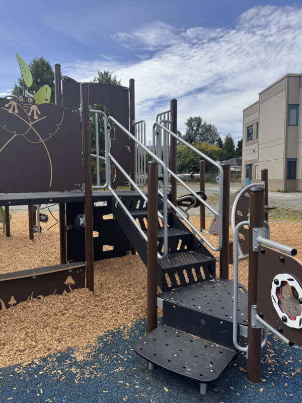 PARKWORKS_BC_Pitt Meadows-Edith McDermott Elementary School_11