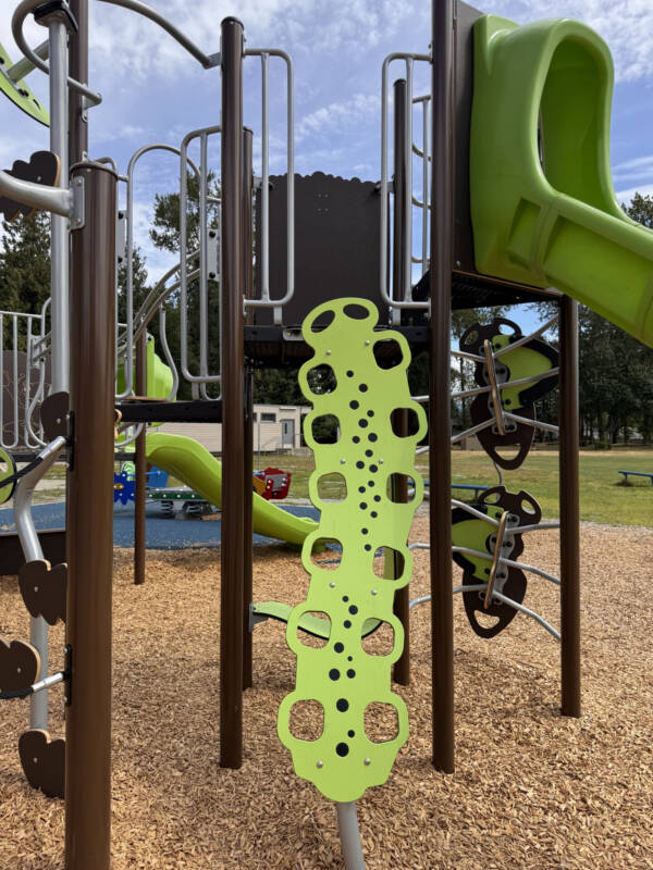 PARKWORKS_BC_Pitt Meadows-Edith McDermott Elementary School_15